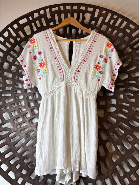 June & Ivy Pants - 🤍 White Embroidered Boho Dress Romper Floral V-Neck Lined Women’s XS Jun & Ivy